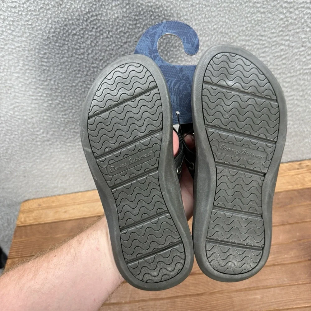 Tommy Bahama Sandals Mens 8 Black TBF Coast Flip Flops Beach Summer Casual NEW